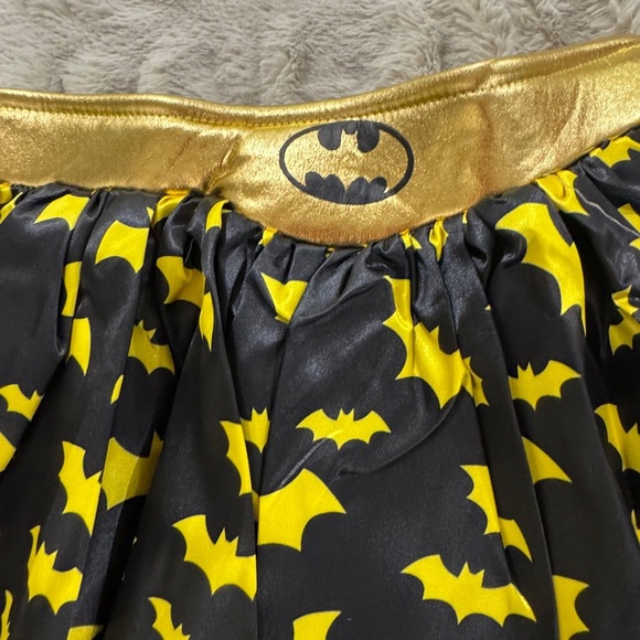 Batgirl 5-Piece Dress-Up Costume Set size 5-7 yrs - Picture 7 of 10